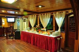 Halong Victory Junk