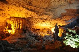 Thien Cung Grotto