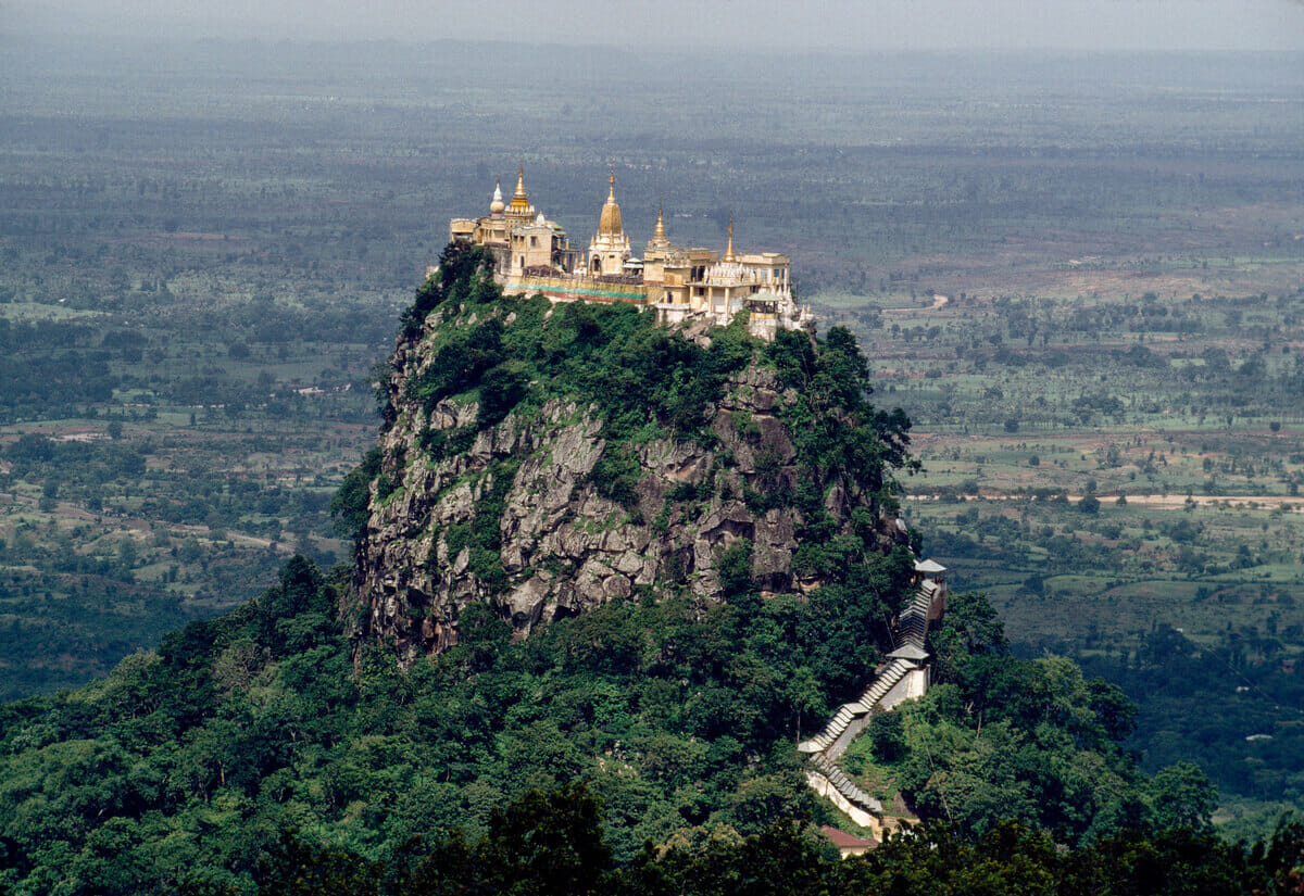 BAGAN SIGHTSEEING TOUR TO MOUNT POPA AND SALAY BAGAN SIGHTSEEING TOUR TO MOUNT POPA AND SALAY