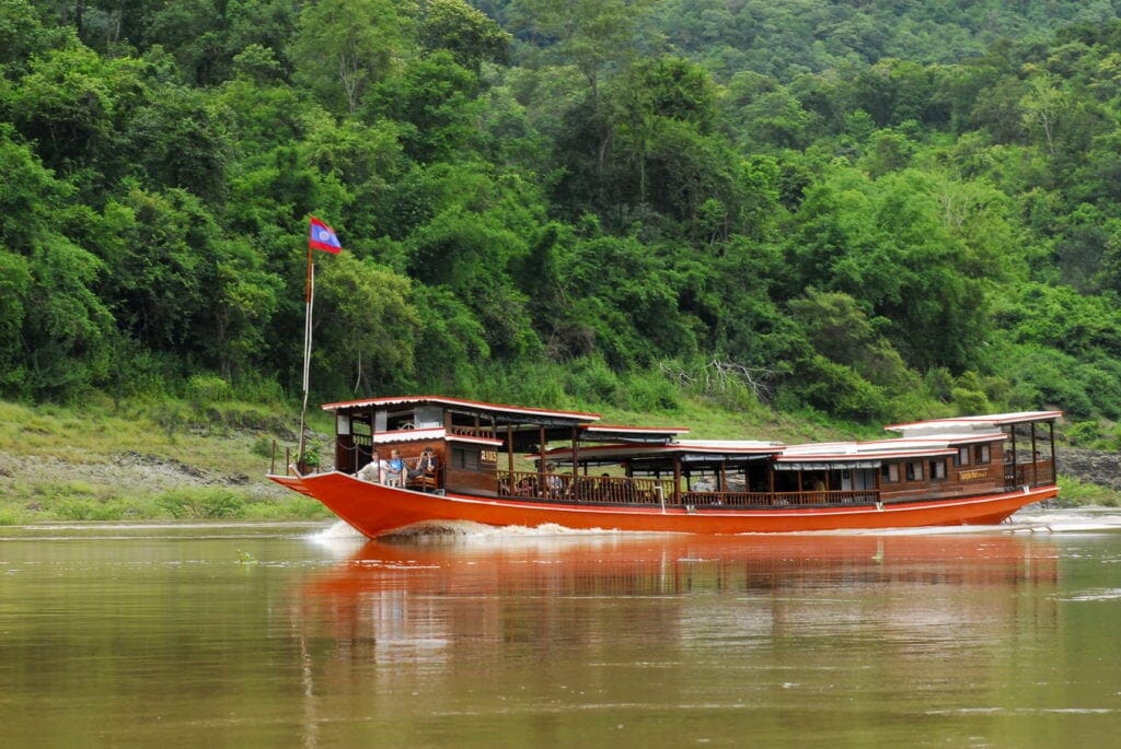 8-DAY LAOS CRUISING PACKAGE WITH MEKONG SUN BOAT 8-DAY LAOS CRUISING PACKAGE WITH MEKONG SUN BOAT