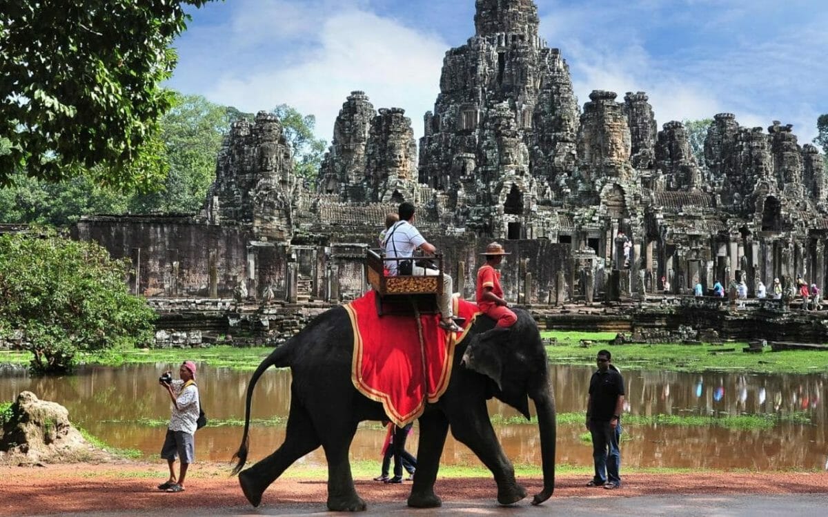CAMBODIA TOUR OF SHRINES AND SHORES CAMBODIA TOUR OF SHRINES AND SHORES