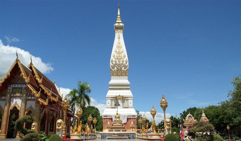 7-DAY LAOS CRUISING VACATION TO THAILAND 7-DAY LAOS CRUISING VACATION TO THAILAND