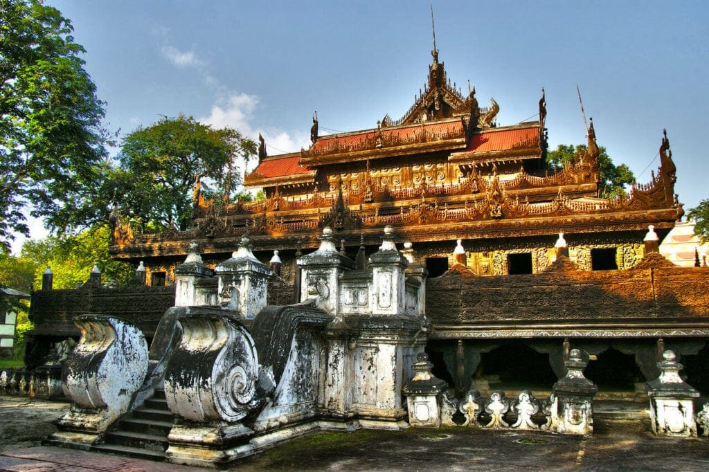 HIGHLIGHTS OF MANDALAY AND MINGUN TOUR