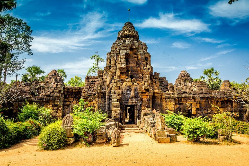 SIHANOUKVILLE BEACH VACATION