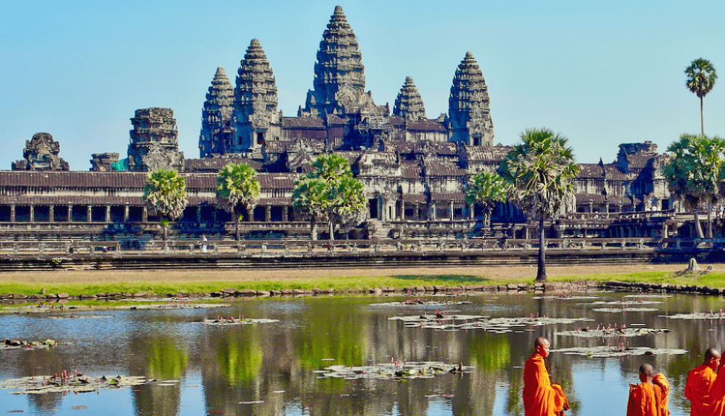 CAMBODIA CRUISE TOUR FROM PHNOM PENH TO SIEMREAP