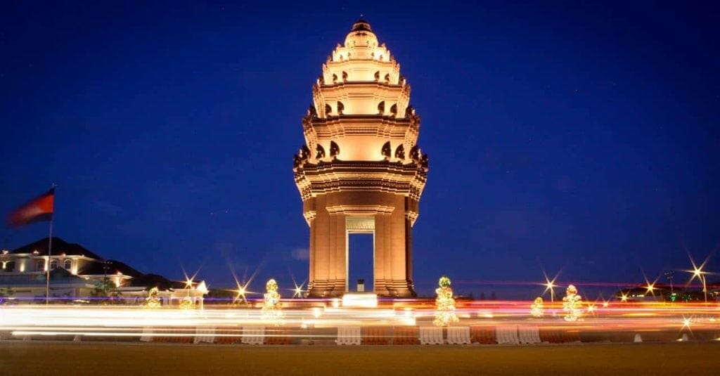 Siem Reap Cruise Tour to Phnom Penh by The Jahan Cruise Siem Reap Cruise Tour to Phnom Penh by The Jahan Cruise