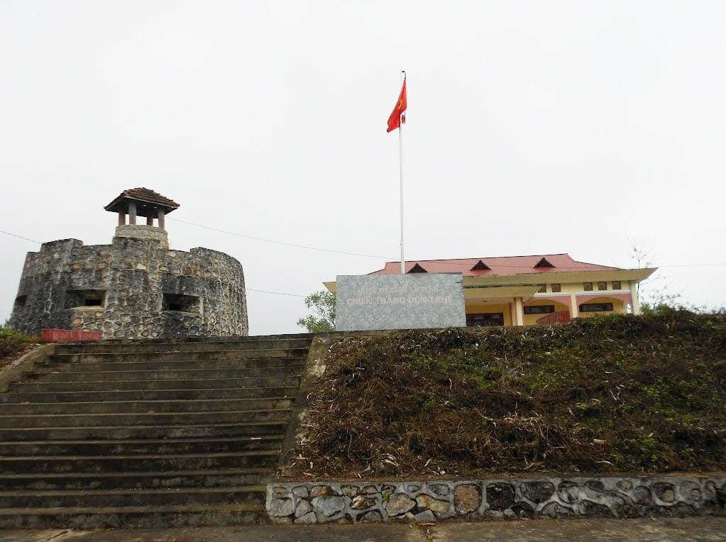 ESSENTIAL NORTHEAST VIETNAM MOTORCYCLE TOUR - 5 DAYS ESSENTIAL NORTHEAST VIETNAM MOTORCYCLE TOUR - 5 DAYS