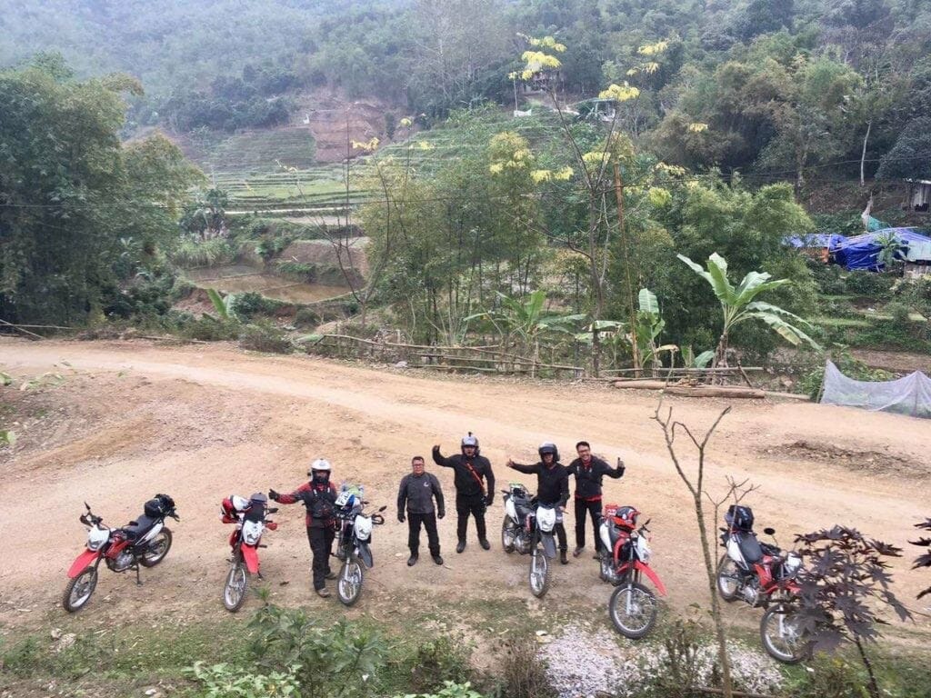 SCENIC HANOI MOTORCYCLE TOUR TO MAI CHAU AND PHU YEN – 3 DAYS