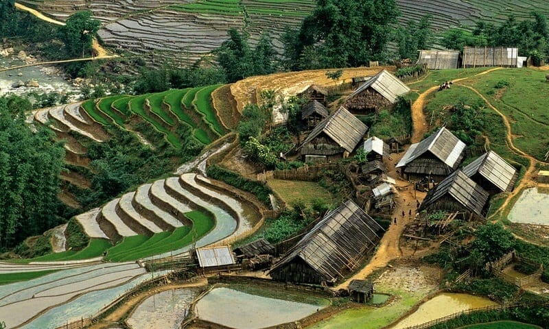 OUTSTANDING SAPA TREKKING TOUR TO TA VAN AND BAN HO - 3 DAYS OUTSTANDING SAPA TREKKING TOUR TO TA VAN AND BAN HO - 3 DAYS