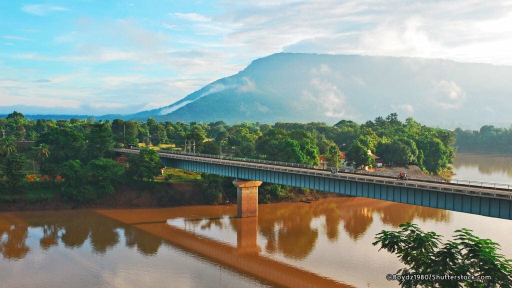 LAOS DISCOVERY TOUR ON WAT PHOU CRUISE LAOS DISCOVERY TOUR ON WAT PHOU CRUISE