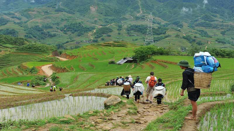 SPLENDID SAPA HOMESTAY TOUR TO SEO MY TY AND TA TRUNG HO- 4 DAYS SPLENDID SAPA HOMESTAY TOUR TO SEO MY TY AND TA TRUNG HO- 4 DAYS