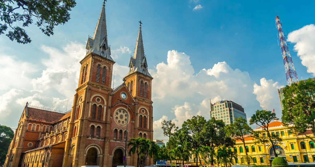 HO CHI MINH SIGHTSEEING TOURS