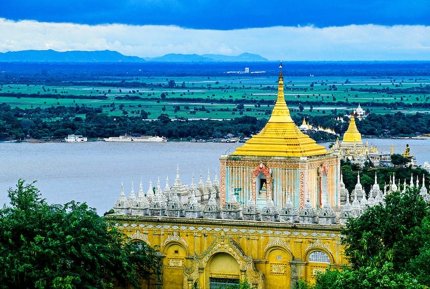 Myanmar Scenic Tour from Yangon to Mandalay, Bagan, Inle, Ngwe Saung Beach