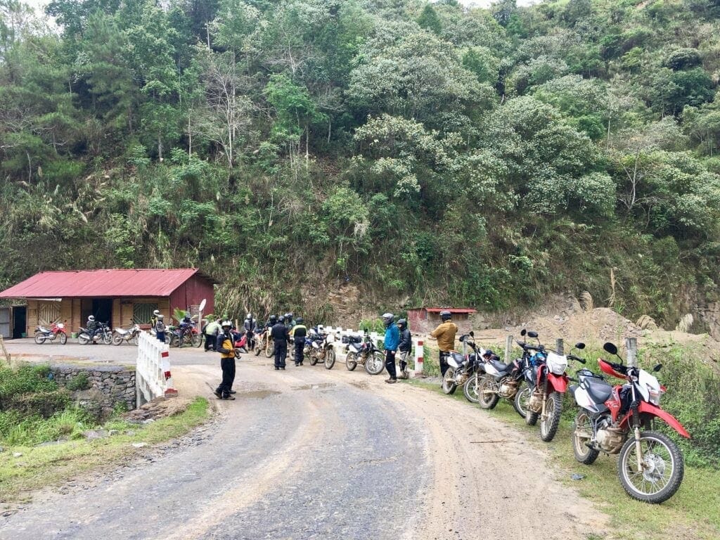 Vietnam Motorbike Tour to Ha Giang, Dong Van, Meo Vac, Ba Be Lake