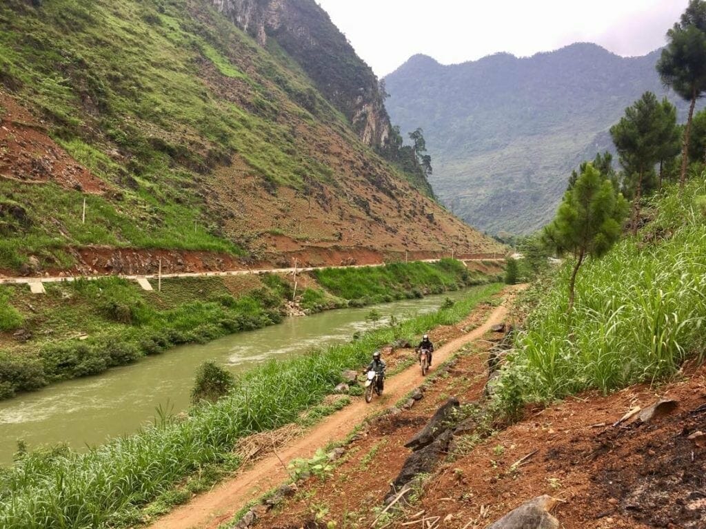 Vietnam Motorbike Tour to Ha Giang, Dong Van, Meo Vac, Ba Be Lake