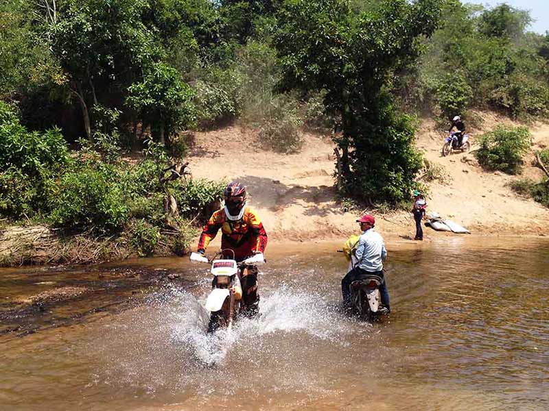 THE ULTIMATE CAMBODIA MOTORBIKE TOUR WITH BEACH THE ULTIMATE CAMBODIA MOTORBIKE TOUR WITH BEACH