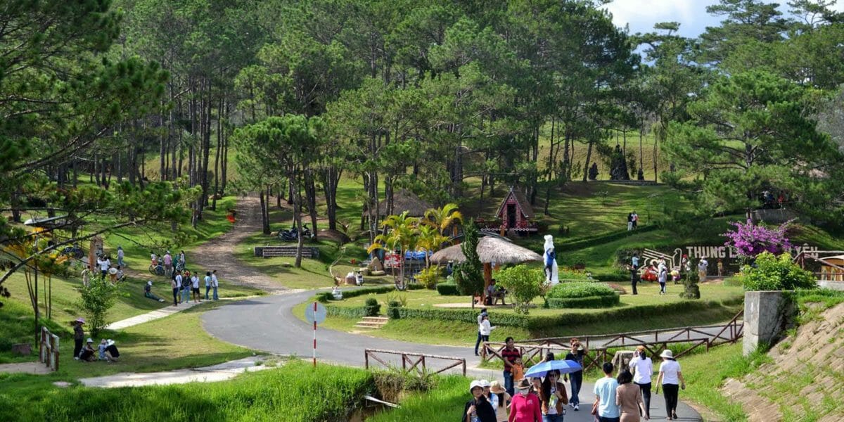 ESSENTIAL VIETNAM FAMILY TOUR IN DEPTH - 11 DAYS
