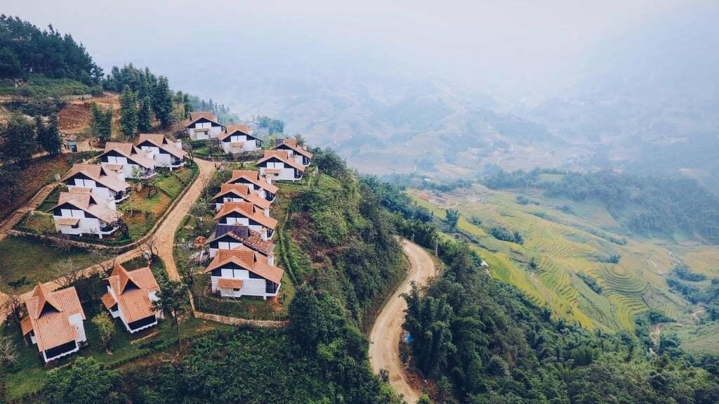 Highlights of Vietnam Family Tour to Halong, Mai Chau, Dien Bien, Sapa