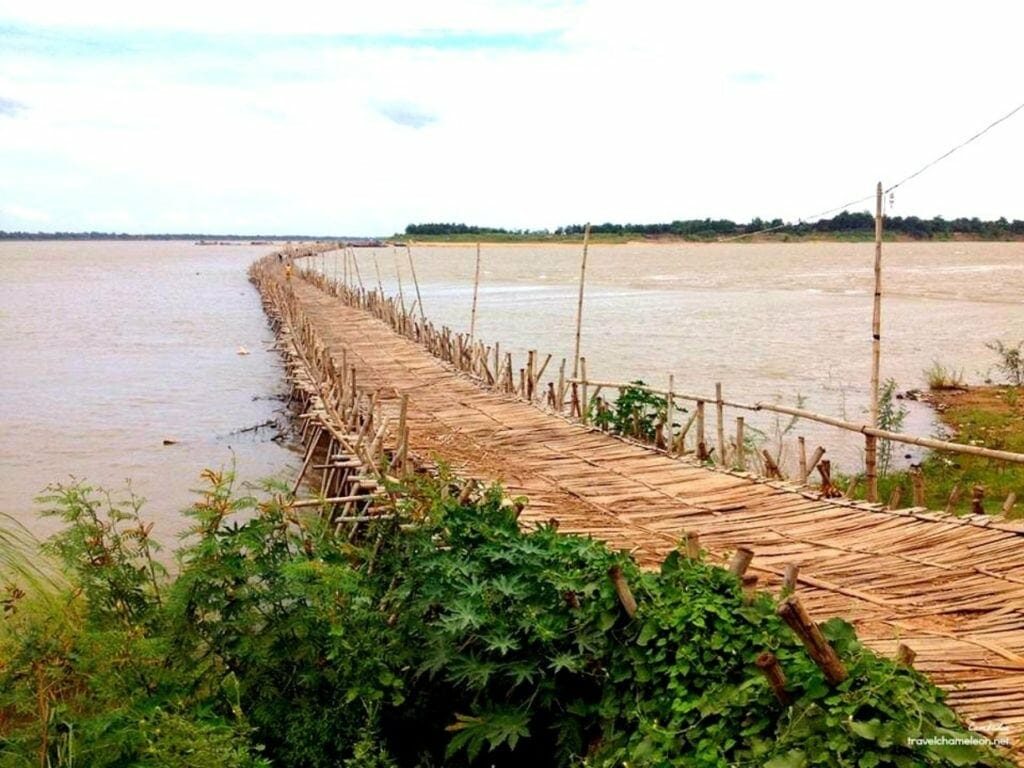 Siem Reap Cruise Tours to Phnom Penh By RV Jayavarman Cruise for 5 Days
