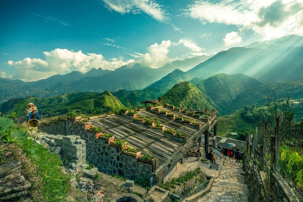 Sapa trekking tour