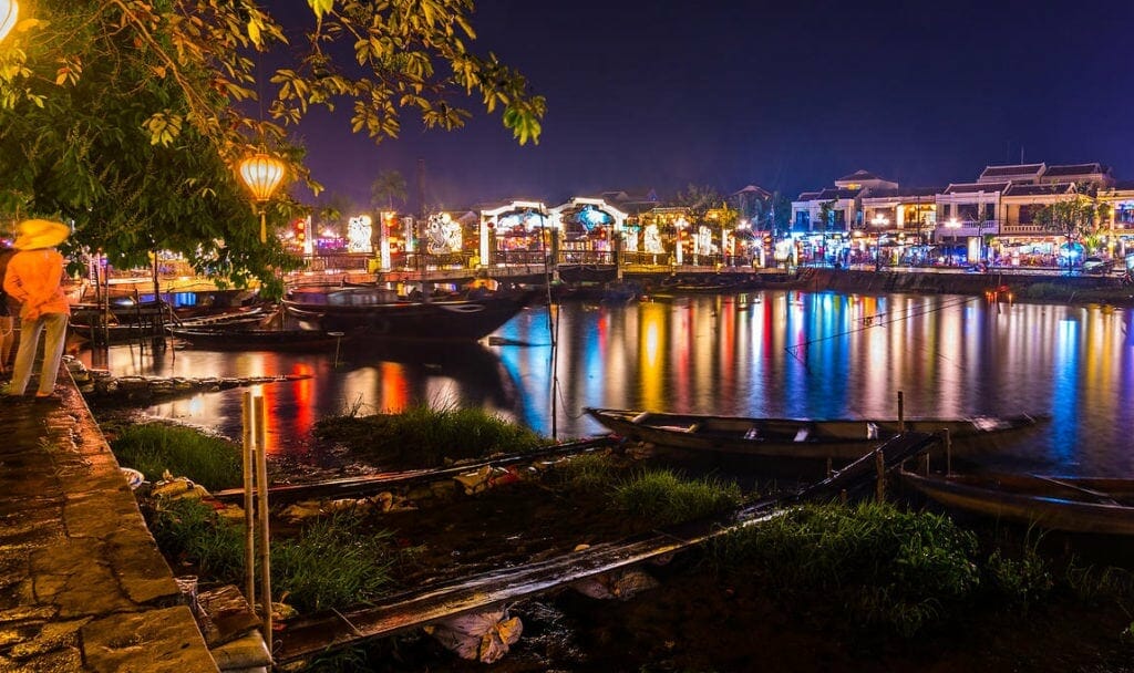 Hoi An Honeymoon Tour with Luxury Resort, Sightseeing, Foods & Spa