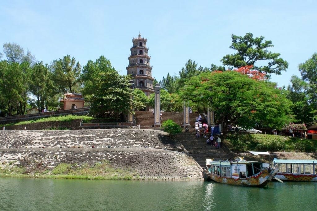 VIETNAM CENTRAL HONEYMOON TOUR