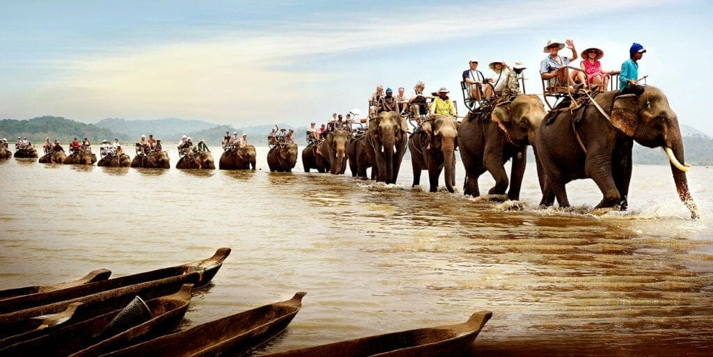 VIETNAM CENTRAL HIGHLANDS ADVENTURE TOUR TO THE COAST - 5 DAYS VIETNAM CENTRAL HIGHLANDS ADVENTURE TOUR TO THE COAST - 5 DAYS