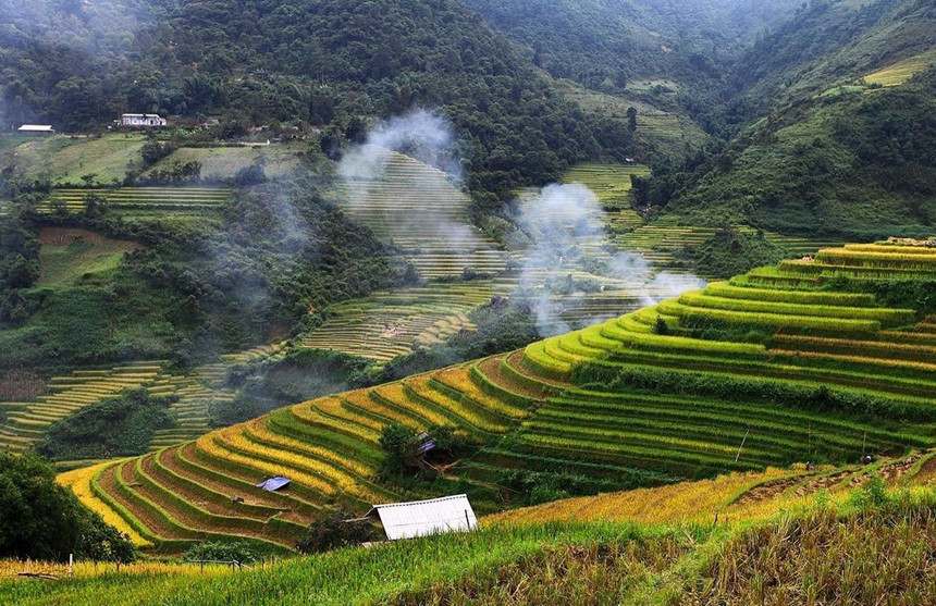 Nomad Offroad Motorcycle Tour to Mai Chau, Ta Xua, Y Ty, Mu Cang Chai and Sapa Nomad Offroad Motorcycle Tour to Mai Chau, Ta Xua, Y Ty, Mu Cang Chai and Sapa
